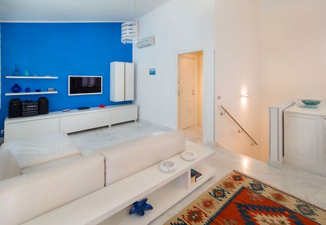 Villa in Custonaci - Villa with pool by the sea in Trapani, Sicily Villa in Custonaci - Villa with pool by the sea in Trapani, Sicily