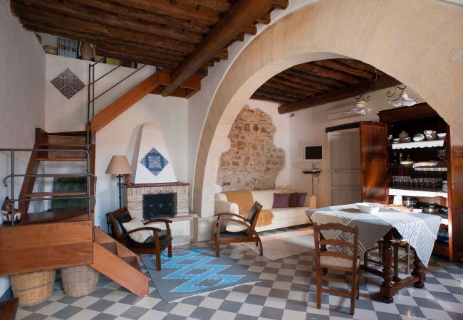 House in Buseto Palizzolo - Charming house with shared pool - Titi House in Buseto Palizzolo - Charming house with shared pool - Titi
