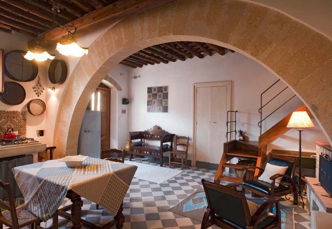 House in Buseto Palizzolo - Charming house with shared pool - Titi House in Buseto Palizzolo - Charming house with shared pool - Titi