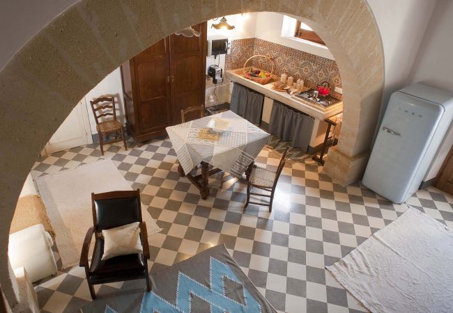 House in Buseto Palizzolo - Charming house with shared pool - Titi House in Buseto Palizzolo - Charming house with shared pool - Titi
