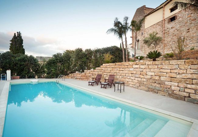 House in Buseto Palizzolo - Charming house with shared pool - Marietta House in Buseto Palizzolo - Charming house with shared pool - Marietta