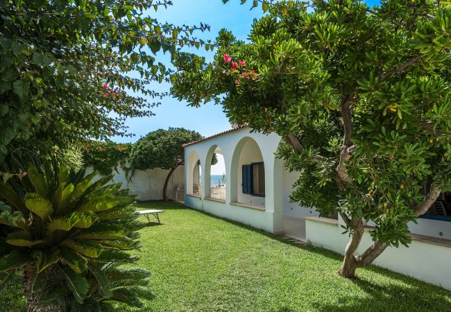 Villa in Noto - Beach front villa in Calabernardo, Noto, Sicily Villa in Noto - Beach front villa in Calabernardo, Noto, Sicily