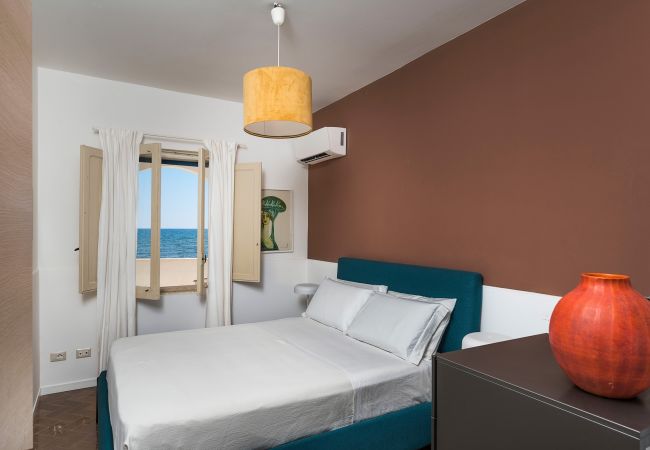 Villa in Noto - Beach front villa in Calabernardo, Noto, Sicily Villa in Noto - Beach front villa in Calabernardo, Noto, Sicily