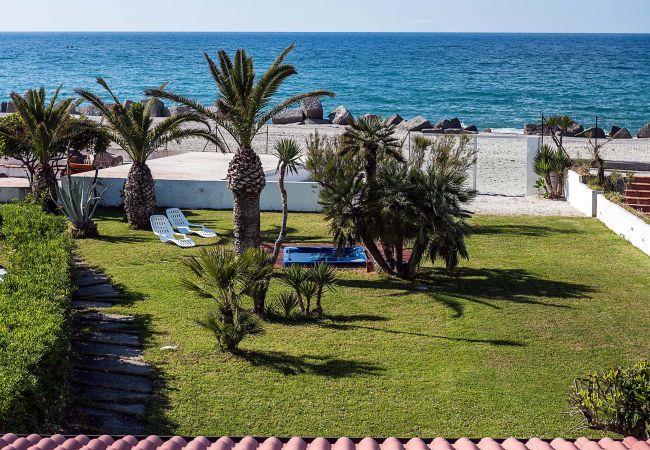 House in Scala di Torregrotta - Nice villa with direct access to beach, near Milazzo, Sicily