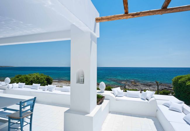 Villa in Siracusa - Sea front holiday villa in Fontane Bianche, Sicily Villa in Siracusa - Sea front holiday villa in Fontane Bianche, Sicily