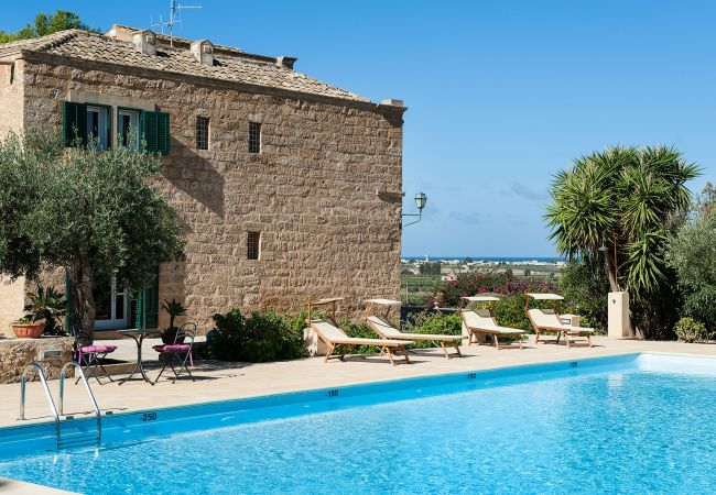 Villa in Paceco - Exclusive villa with pool near Trapani - Sicily Villa in Paceco - Exclusive villa with pool near Trapani - Sicily