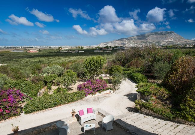 Villa in Paceco - Exclusive villa with pool near Trapani - Sicily Villa in Paceco - Exclusive villa with pool near Trapani - Sicily