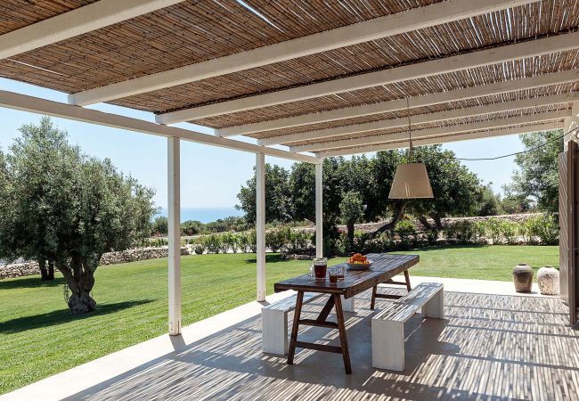 Villa in Scicli - Villa with terrace and private garden. Shared pool. In Scicli, Sicily - Gelsi Villa in Scicli - Villa with terrace and private garden. Shared pool. In Scicli, Sicily - Gelsi