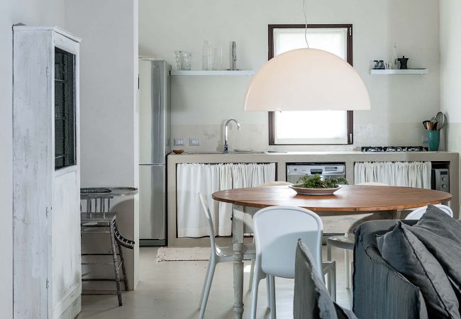 Villa in Scicli - Villa with terrace and private garden. Shared pool. In Scicli, Sicily - Gelsi Villa in Scicli - Villa with terrace and private garden. Shared pool. In Scicli, Sicily - Gelsi