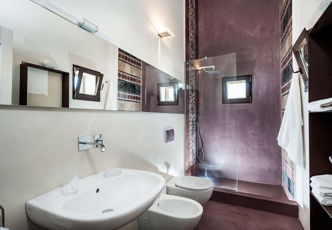 Villa in Scicli - Villa with terrace and private garden. Shared pool. In Scicli, Sicily - Gelsi Villa in Scicli - Villa with terrace and private garden. Shared pool. In Scicli, Sicily - Gelsi