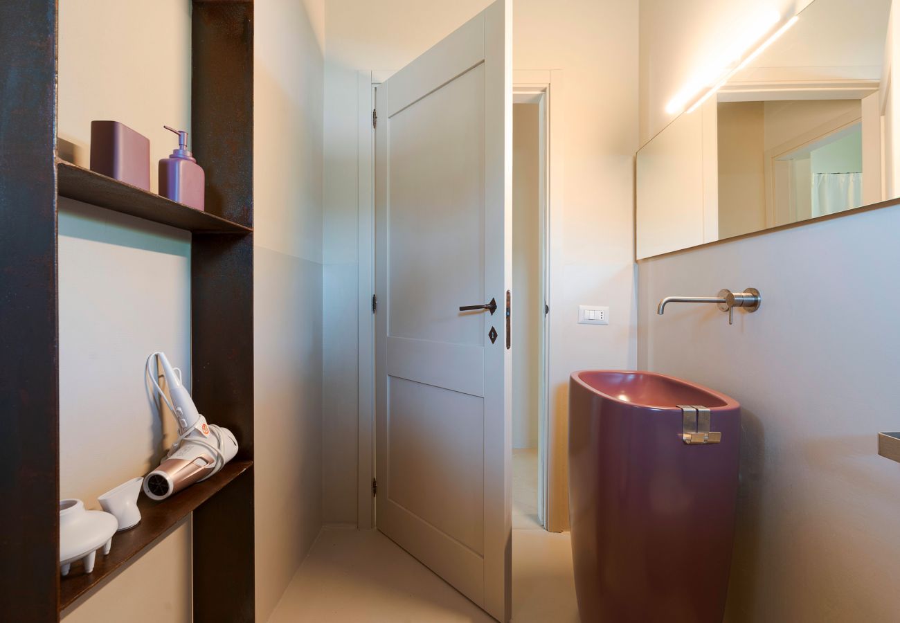 Villa in Scicli - Villa with terrace and private garden. Shared pool. In Scicli, Sicily - Gelsi