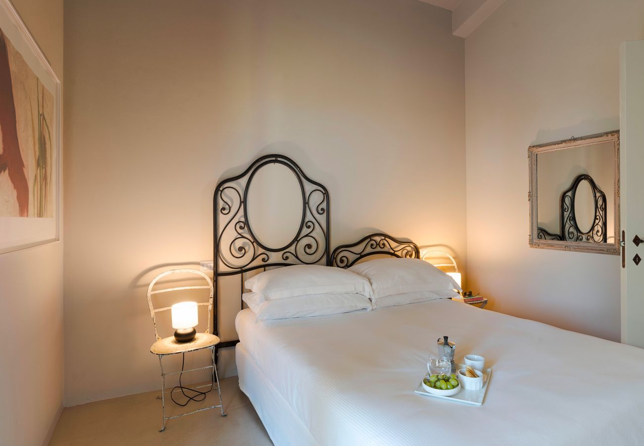 Villa in Scicli - Villa with terrace and private garden. Shared pool. In Scicli, Sicily - Gelsi