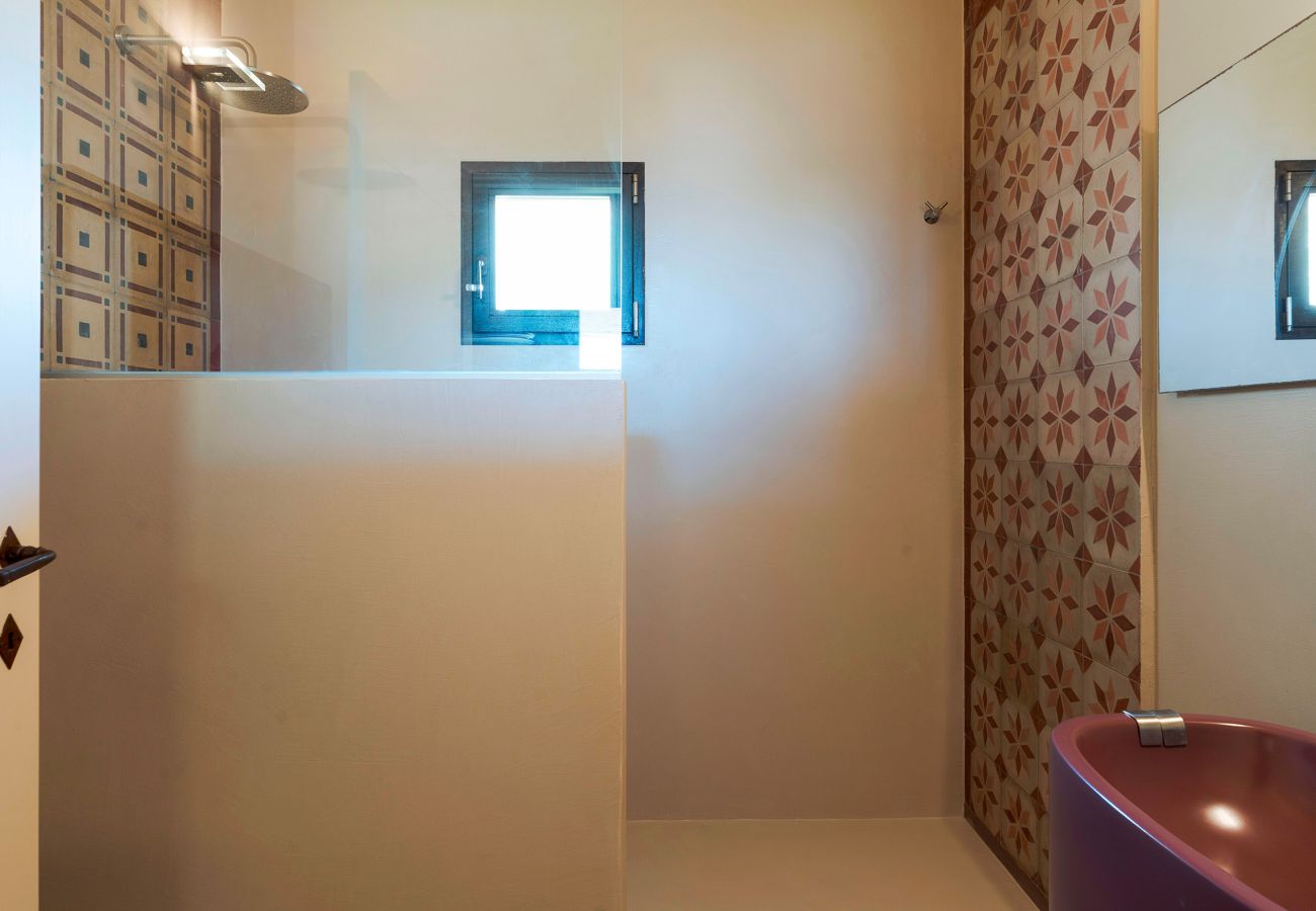 Villa in Scicli - Villa with terrace and private garden. Shared pool. In Scicli, Sicily - Gelsi