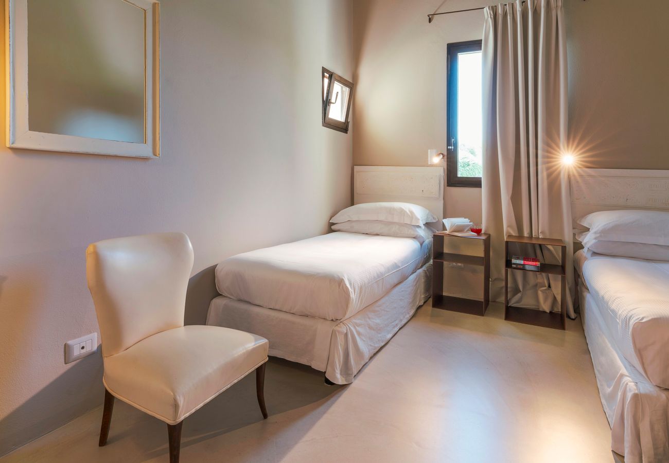 Villa in Scicli - Villa with terrace and private garden. Shared pool. In Scicli, Sicily - Gelsi