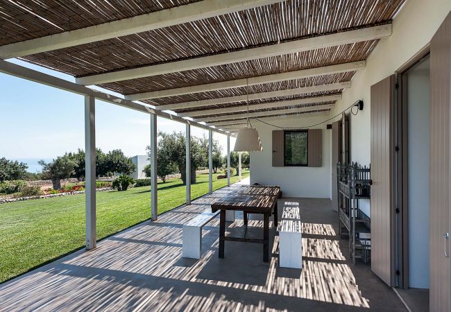 Villa in Scicli - Villa with terrace and private garden. Shared pool. In Scicli, Sicily - Ulivi Villa in Scicli - Villa with terrace and private garden. Shared pool. In Scicli, Sicily - Ulivi