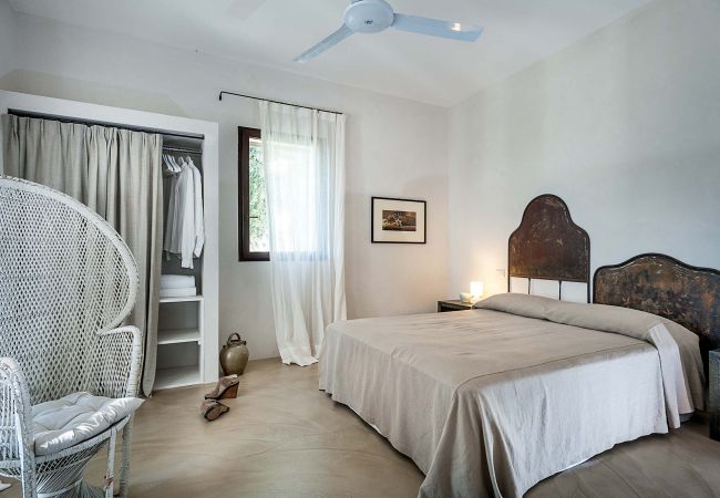 Villa in Scicli - Villa with terrace and private garden. Shared pool. In Scicli, Sicily - Ulivi Villa in Scicli - Villa with terrace and private garden. Shared pool. In Scicli, Sicily - Ulivi