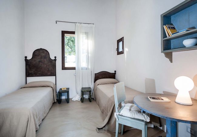 Villa in Scicli - Villa with terrace and private garden. Shared pool. In Scicli, Sicily - Ulivi Villa in Scicli - Villa with terrace and private garden. Shared pool. In Scicli, Sicily - Ulivi