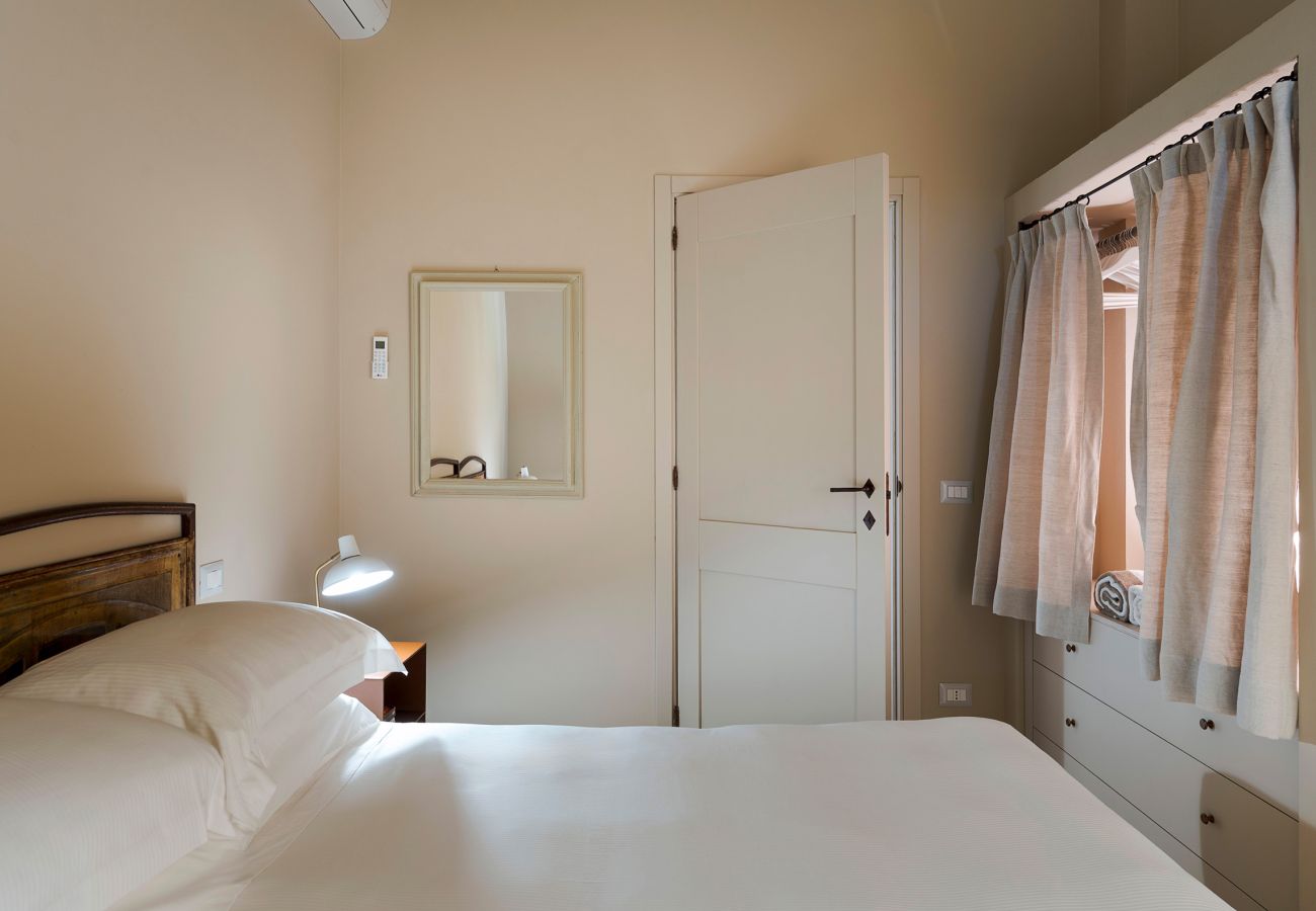 Villa in Scicli - Villa with terrace and private garden. Shared pool. In Scicli, Sicily - Ulivi