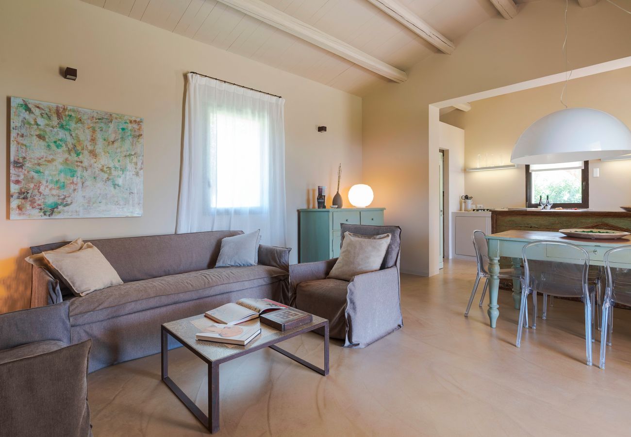 Villa in Scicli - Villa with terrace and private garden. Shared pool. In Scicli, Sicily - Ulivi