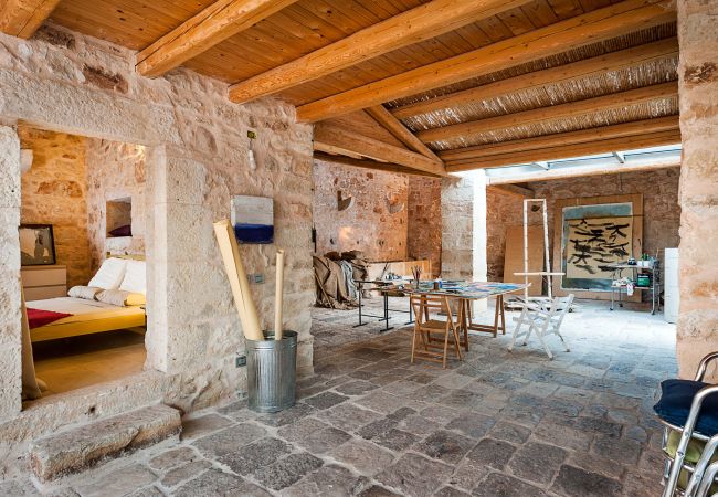 Villa in Santa Croce Camerina - Designer country villa with pool in Ragusa, Sicily - 11 pax Villa in Santa Croce Camerina - Designer country villa with pool in Ragusa, Sicily - 11 pax