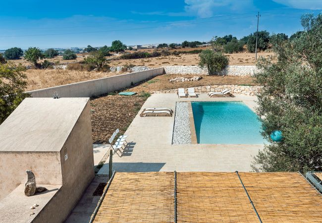 Villa in Santa Croce Camerina - Designer country villa with pool in Ragusa, Sicily - 11 pax Villa in Santa Croce Camerina - Designer country villa with pool in Ragusa, Sicily - 11 pax
