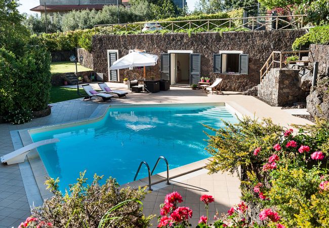 Villa in Ragalna - Romantic country house with pool near Etna, Sicily