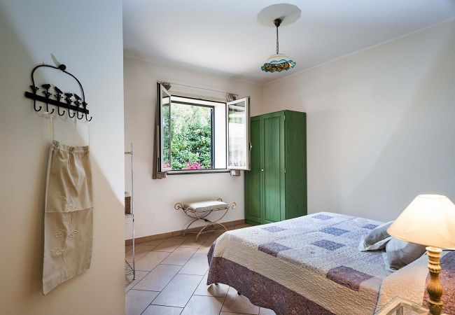 Villa in Ragalna - Romantic country house with pool near Etna, Sicily Villa in Ragalna - Romantic country house with pool near Etna, Sicily