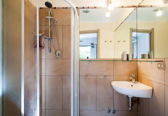 Villa in Ragalna - Romantic country house with pool near Etna, Sicily Villa in Ragalna - Romantic country house with pool near Etna, Sicily