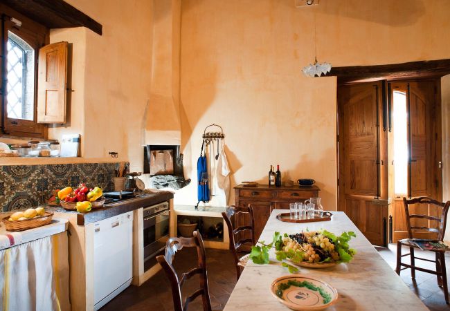 House in Trecastagni - Typical country villa for families near Etna, Sicily House in Trecastagni - Typical country villa for families near Etna, Sicily