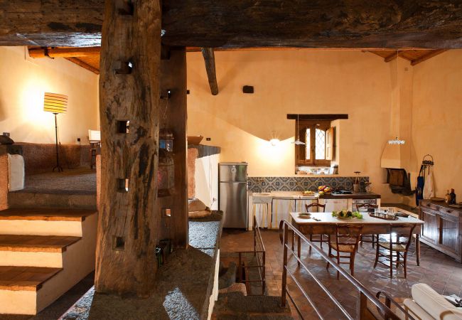 House in Trecastagni - Typical country villa for families near Etna, Sicily House in Trecastagni - Typical country villa for families near Etna, Sicily