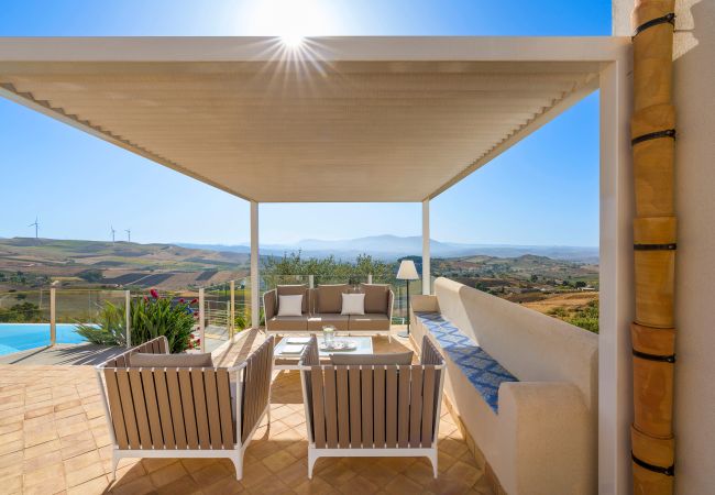 Villa in Buseto Palizzolo - Splendid country villa with pool Villa in Buseto Palizzolo - Splendid country villa with pool
