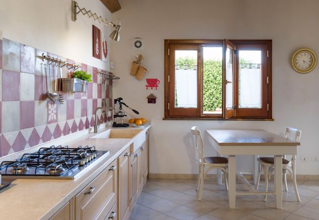 Villa in Buseto Palizzolo - Splendid country villa with pool Villa in Buseto Palizzolo - Splendid country villa with pool