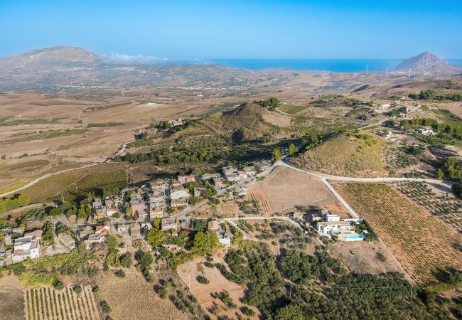 Villa in Buseto Palizzolo - Splendid country villa with pool Villa in Buseto Palizzolo - Splendid country villa with pool