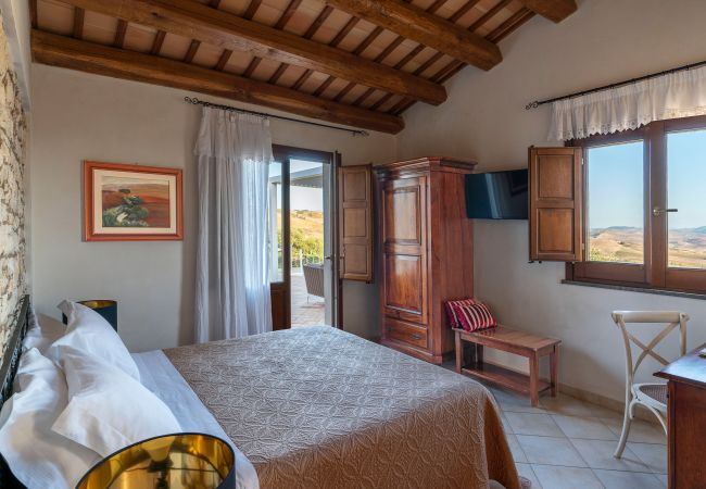 Villa in Buseto Palizzolo - Splendid country villa with pool Villa in Buseto Palizzolo - Splendid country villa with pool