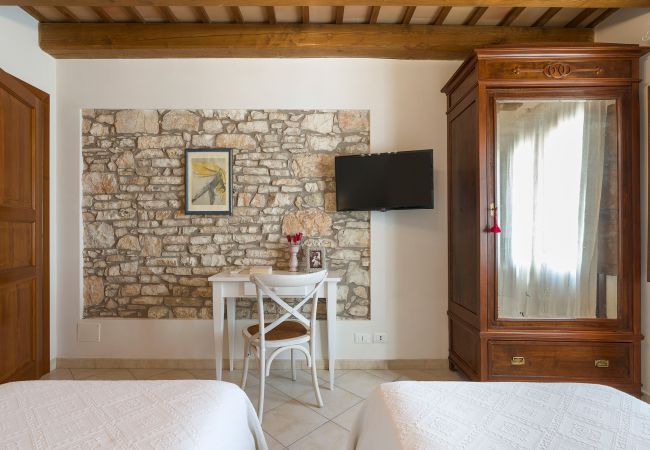 Villa in Buseto Palizzolo - Splendid country villa with pool Villa in Buseto Palizzolo - Splendid country villa with pool