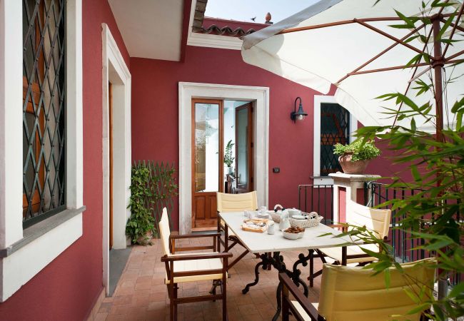 Apartment in Torre Archirafi - Holiday apartment with sea access on the Ionian Coast, Sicily Apartment in Torre Archirafi - Holiday apartment with sea access on the Ionian Coast, Sicily