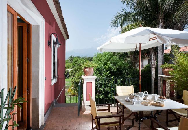 Apartment in Torre Archirafi - Holiday apartment with sea access on the Ionian Coast, Sicily Apartment in Torre Archirafi - Holiday apartment with sea access on the Ionian Coast, Sicily