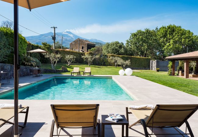Villa in Viagrande - Luxury villa with pool and gym near Etna, Sicily Villa in Viagrande - Luxury villa with pool and gym near Etna, Sicily