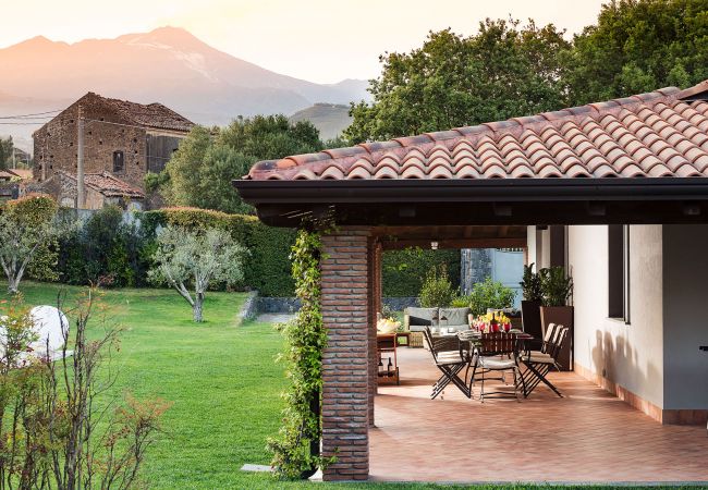 Villa in Viagrande - Luxury villa with pool and gym near Etna, Sicily Villa in Viagrande - Luxury villa with pool and gym near Etna, Sicily