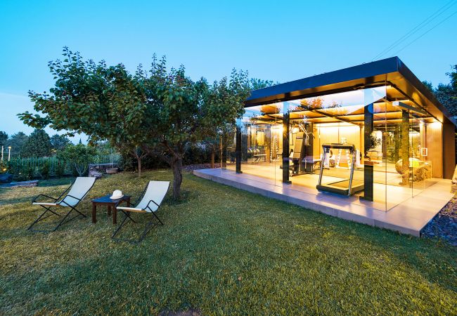 Villa in Viagrande - Luxury villa with pool and gym near Etna, Sicily Villa in Viagrande - Luxury villa with pool and gym near Etna, Sicily