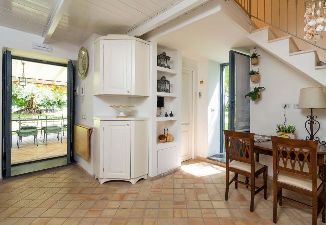 Apartment in Stazzo - House with terrace and direct access to the sea. Shared pool.  Apartment in Stazzo - House with terrace and direct access to the sea. Shared pool.