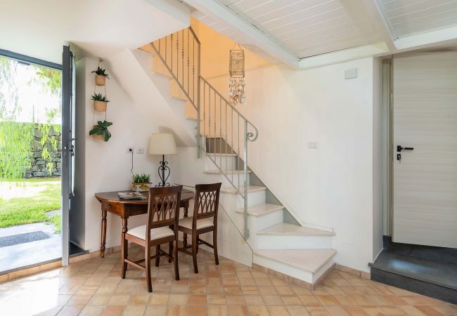 Apartment in Stazzo - House with terrace and direct access to the sea. Shared pool.  Apartment in Stazzo - House with terrace and direct access to the sea. Shared pool.
