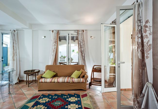 Apartment in Marsala - House near the sea, with shared pool, Marsala, Sicily - Marsala 1  Apartment in Marsala - House near the sea, with shared pool, Marsala, Sicily - Marsala 1