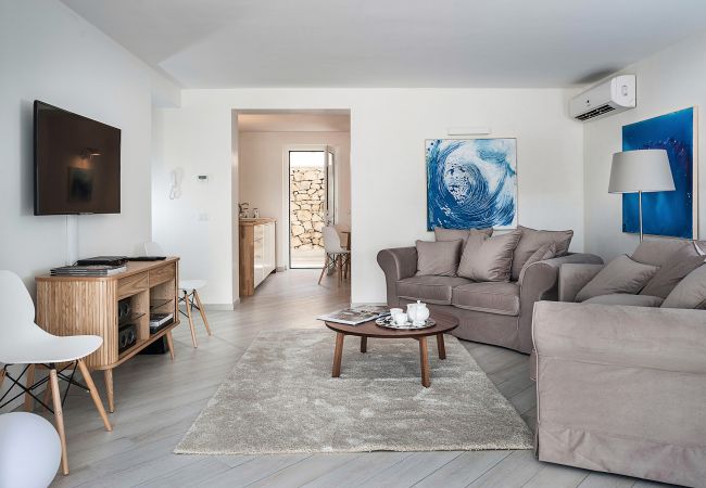 Villa in Marina di Modica - Sea front villa with pool and wellness area in Marina di Modica, Sicily Villa in Marina di Modica - Sea front villa with pool and wellness area in Marina di Modica, Sicily