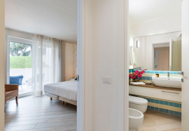 Villa in Marina di Modica - Sea front villa with pool and wellness area in Marina di Modica, Sicily Villa in Marina di Modica - Sea front villa with pool and wellness area in Marina di Modica, Sicily