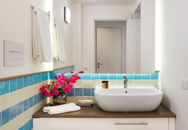 Villa in Marina di Modica - Sea front villa with pool and wellness area in Marina di Modica, Sicily Villa in Marina di Modica - Sea front villa with pool and wellness area in Marina di Modica, Sicily