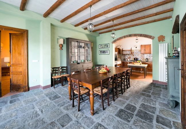 Villa in Milo - Villa with pool and sea views near Etna, Sicily Villa in Milo - Villa with pool and sea views near Etna, Sicily