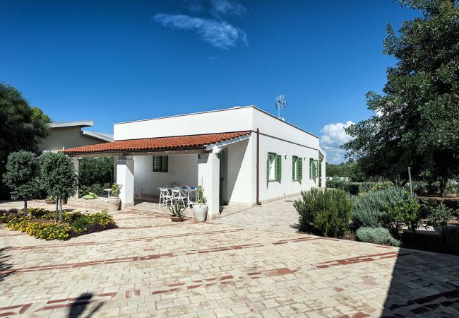 Villa in Mazara del Vallo - Villa just a few steps away from the sea of Mazara del Vallo, Sicily Villa in Mazara del Vallo - Villa just a few steps away from the sea of Mazara del Vallo, Sicily