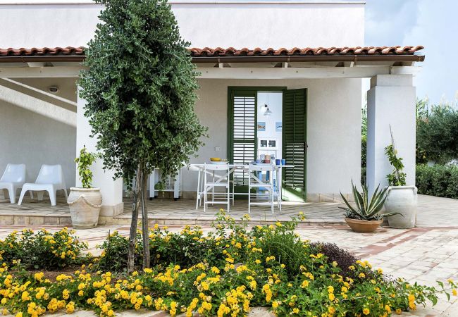 Villa in Mazara del Vallo - Villa just a few steps away from the sea of Mazara del Vallo, Sicily Villa in Mazara del Vallo - Villa just a few steps away from the sea of Mazara del Vallo, Sicily