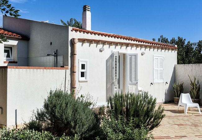 Villa in Mazara del Vallo - Villa just a few steps away from the sea of Mazara del Vallo, Sicily Villa in Mazara del Vallo - Villa just a few steps away from the sea of Mazara del Vallo, Sicily